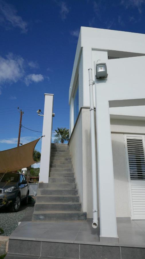 Casa Vacanze Baciata Agios Theodoros Esterno foto